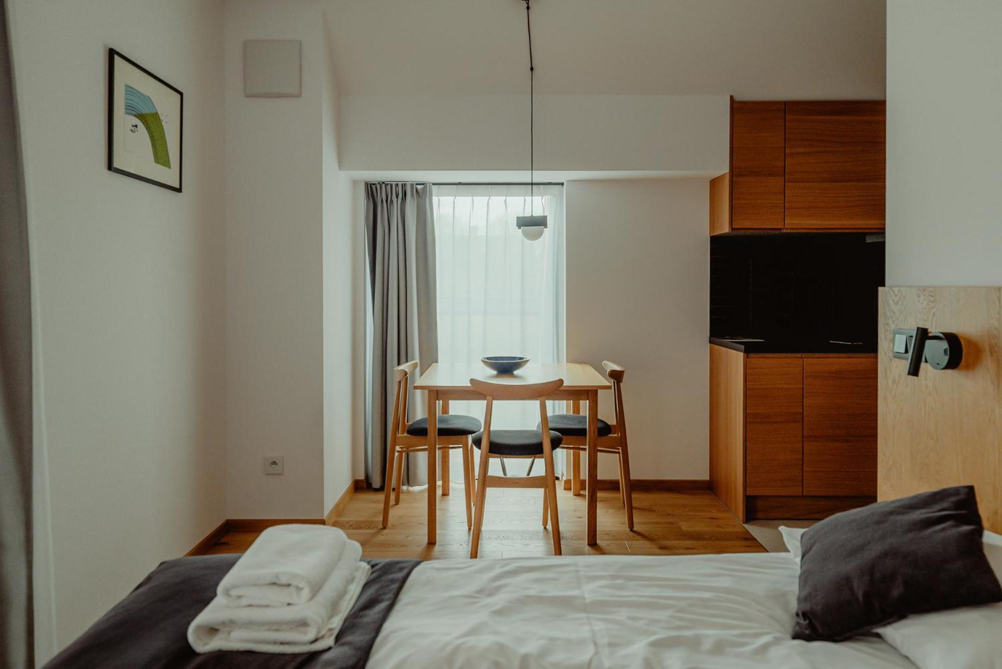 Lipowy Dwor Aparthotel Закопане Стая снимка