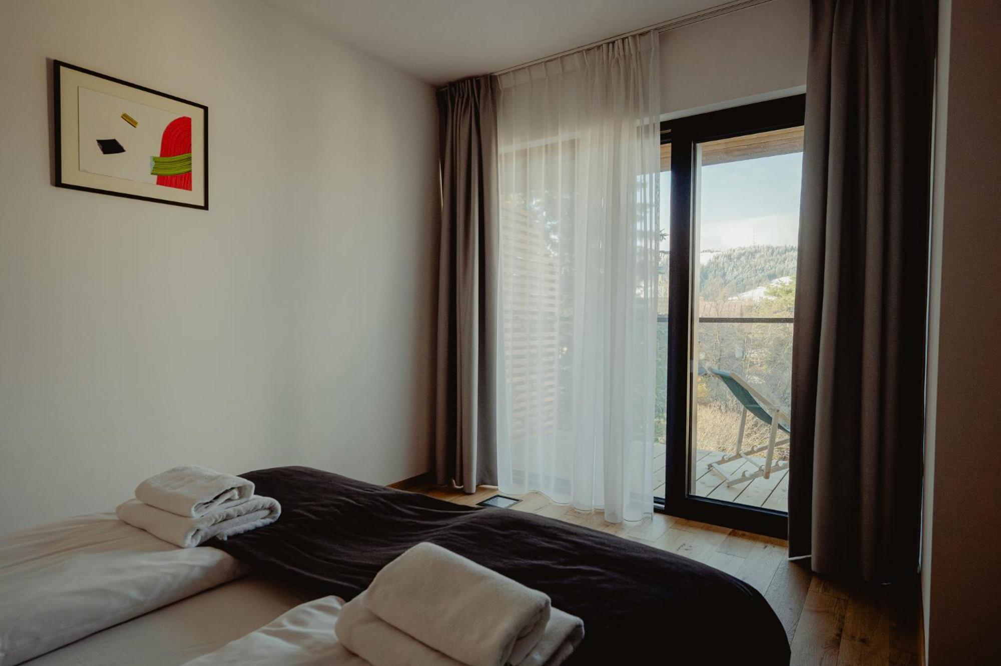 Lipowy Dwor Aparthotel Закопане Стая снимка