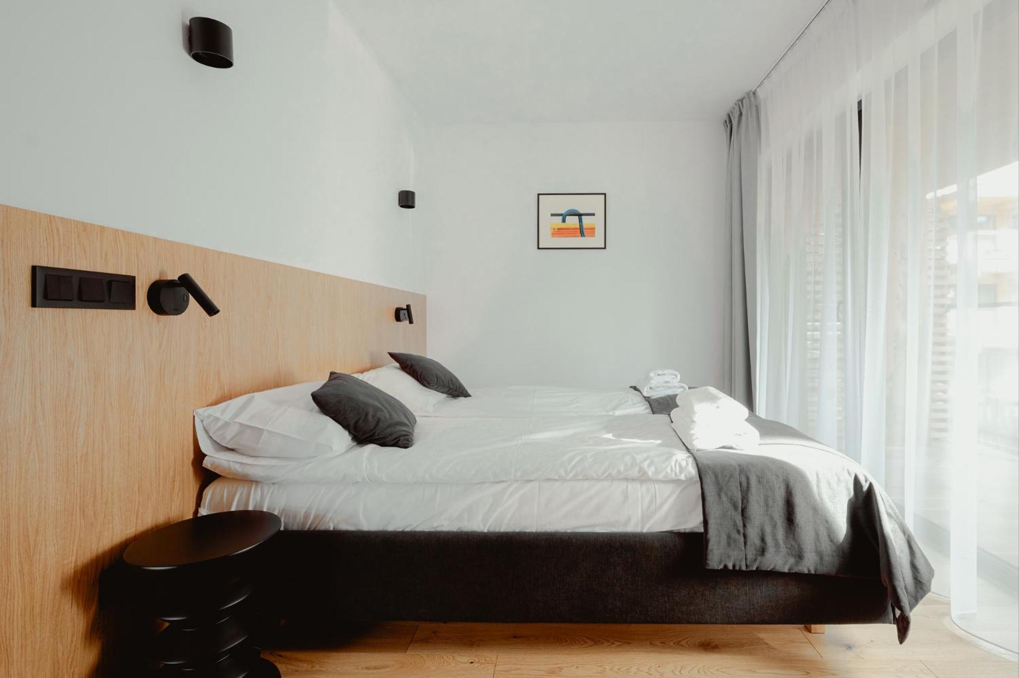 Lipowy Dwor Aparthotel Закопане Стая снимка